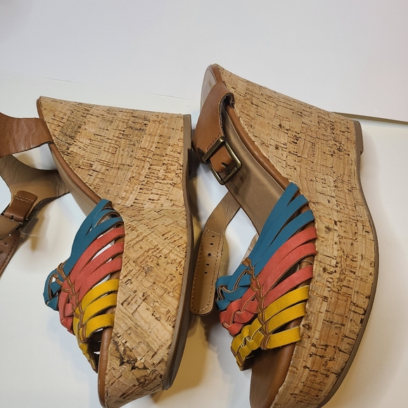 Rue 21 Multi Color Wedge Heels - Picture 3 of 9